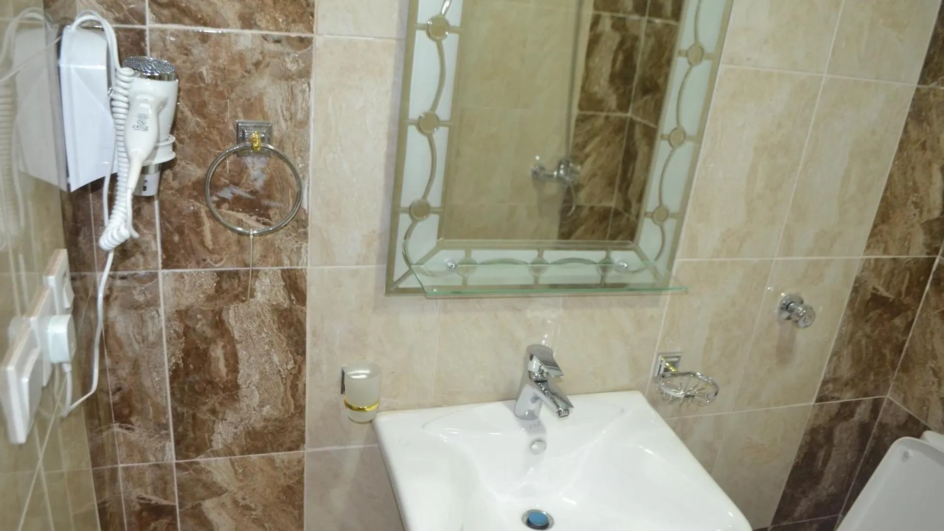 AL manzil ALmutmeez Aparthotel Jiddah